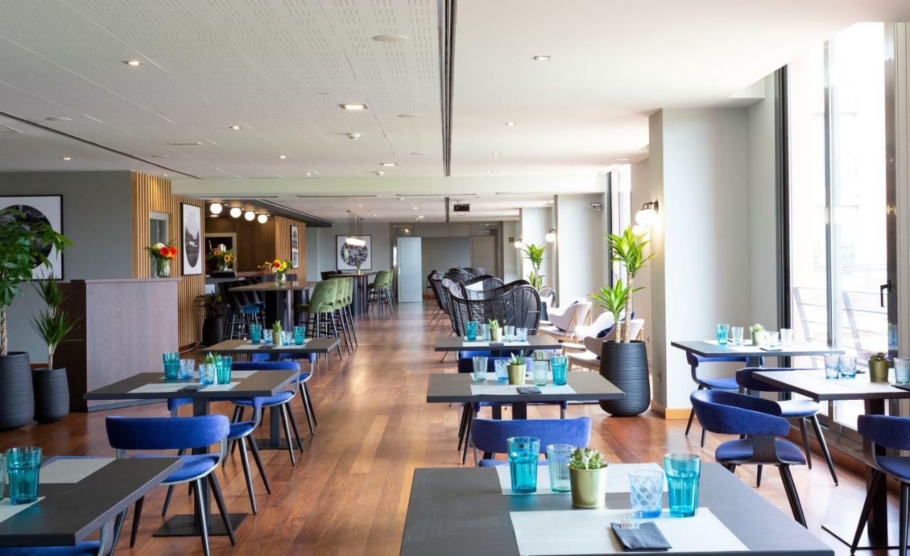 Dolce By Wyndham Barcelona Resort Sant Esteve Sesrovires Ngoại thất bức ảnh