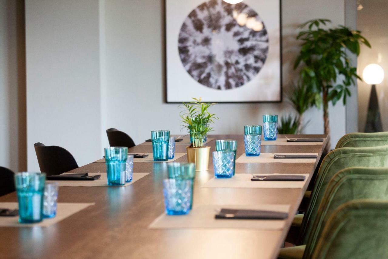 Dolce By Wyndham Barcelona Resort Sant Esteve Sesrovires Ngoại thất bức ảnh