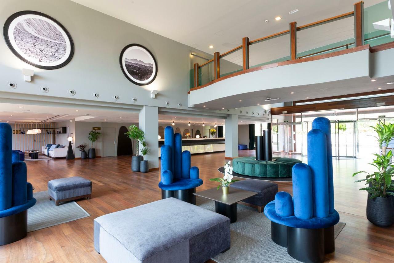 Dolce By Wyndham Barcelona Resort Sant Esteve Sesrovires Ngoại thất bức ảnh