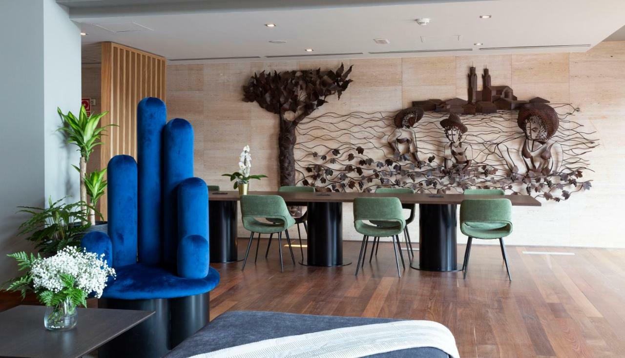 Dolce By Wyndham Barcelona Resort Sant Esteve Sesrovires Ngoại thất bức ảnh